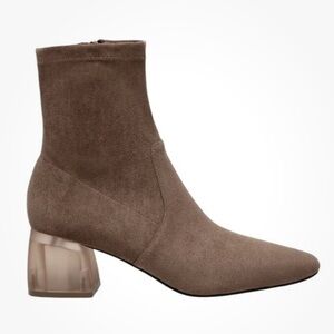 Anthropologie Marletop Helled Ankle Boots faux Suede US 8 EUR 9 clear heel